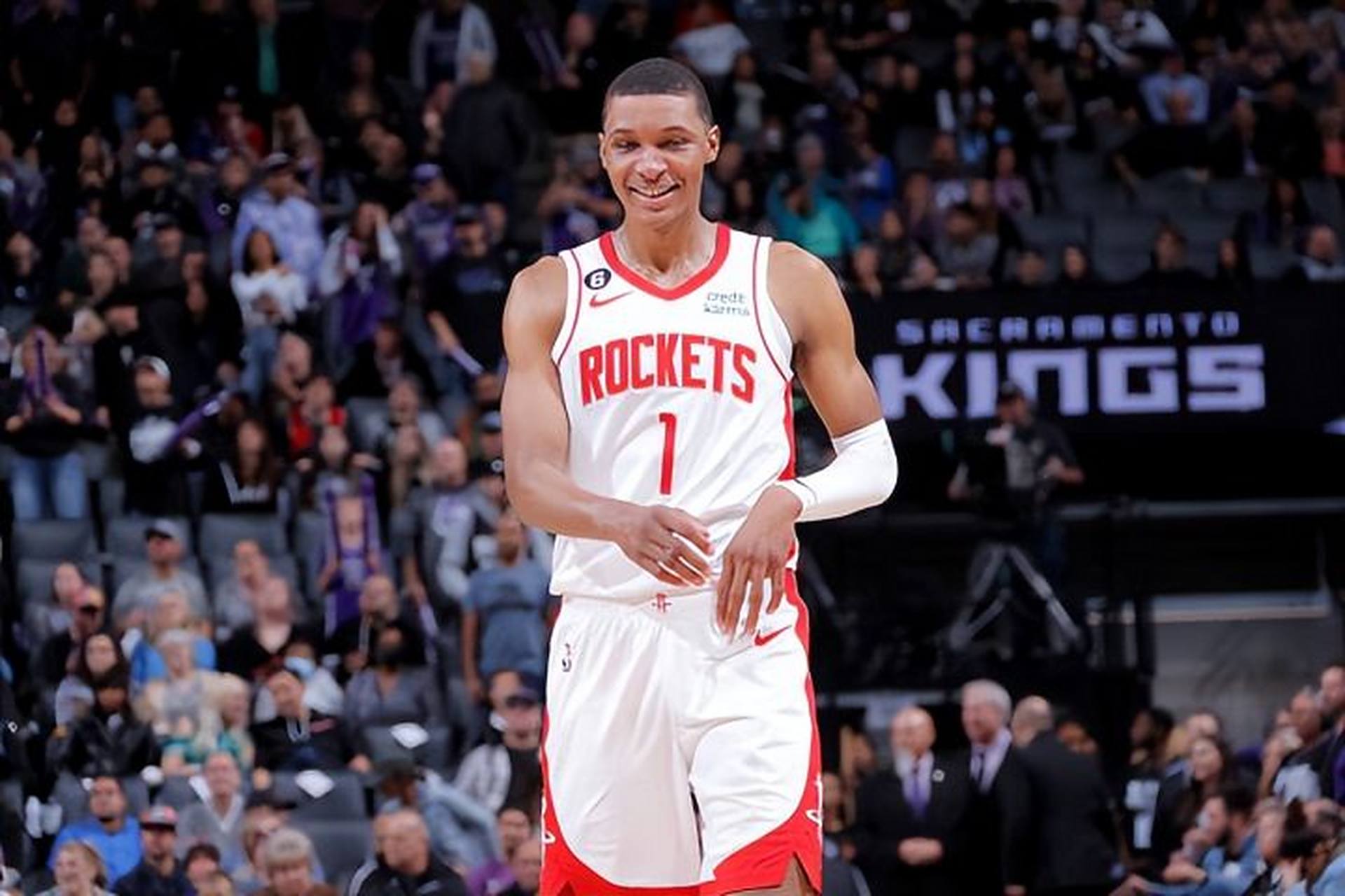 包含萨克拉门托国王内部会议纪要流出——今晨单刀错失，NBA季后赛使命明确，高层口径保持一致的词条
