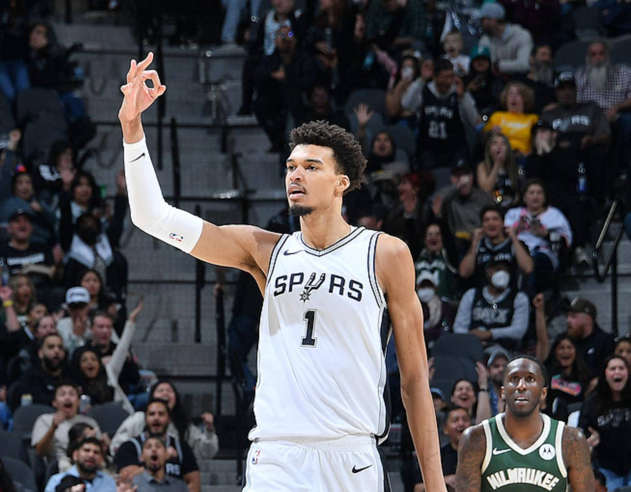 nba季后达拉斯独行侠vs洛杉矶快船