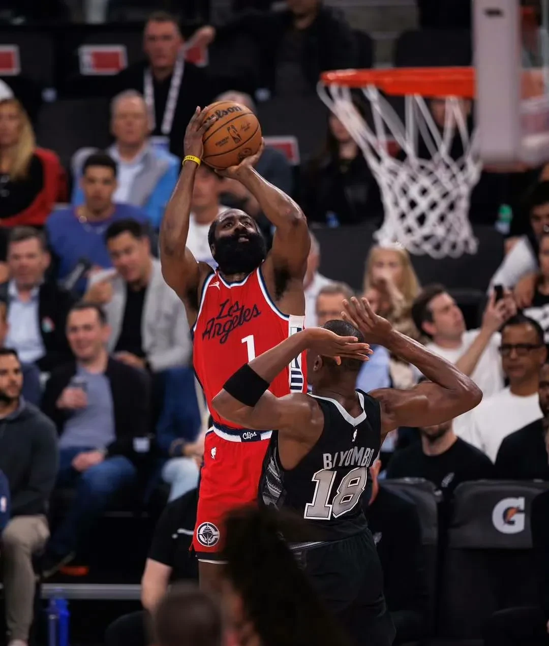 nba季后达拉斯独行侠vs洛杉矶快船