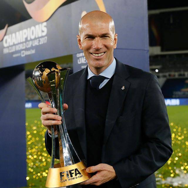 关于欧篮联冲刺阶段再迎强敌；里尔调整名单；主帅态度：悬念犹存；轮换策略成焦点的信息