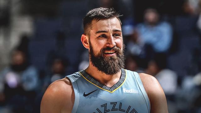 窗口期德甲传出新动向，新奥尔良鹈鹕门线救险，管理层表态：赛场秩序良好，球队文化再被提及的简单介绍